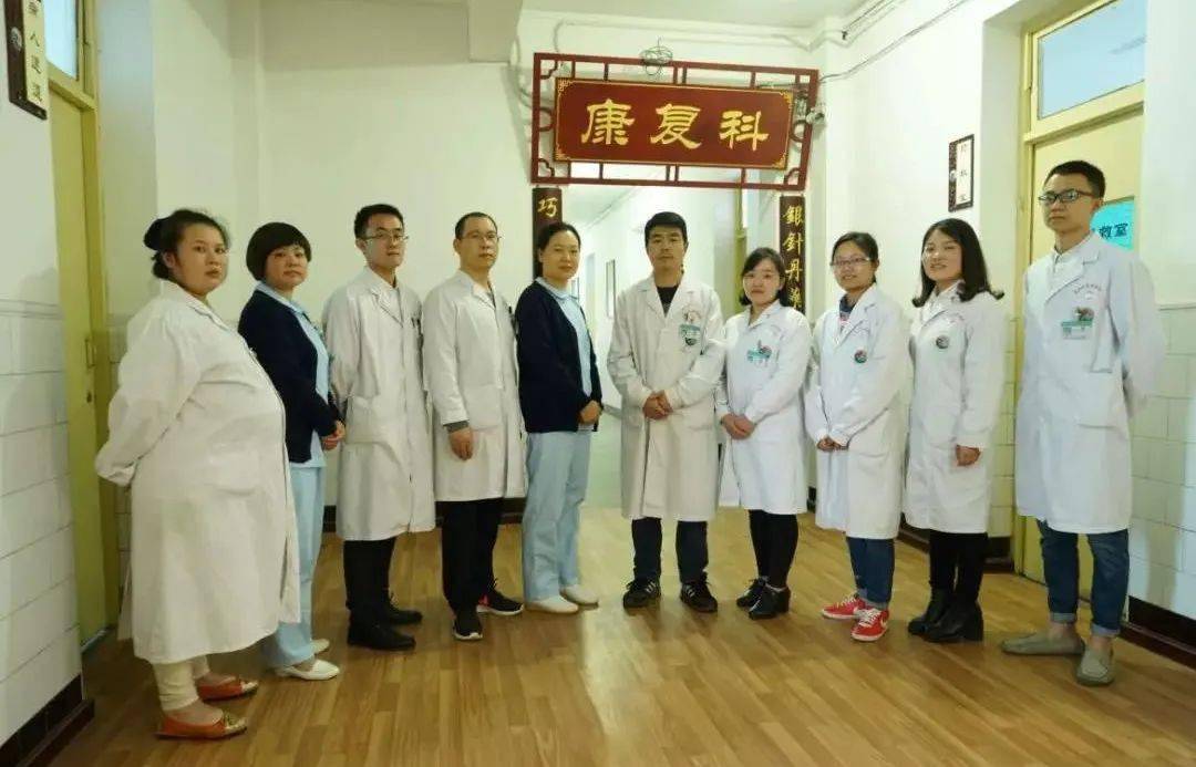 成都市青白江区中医医院开展健康咨询暨中医义诊活动