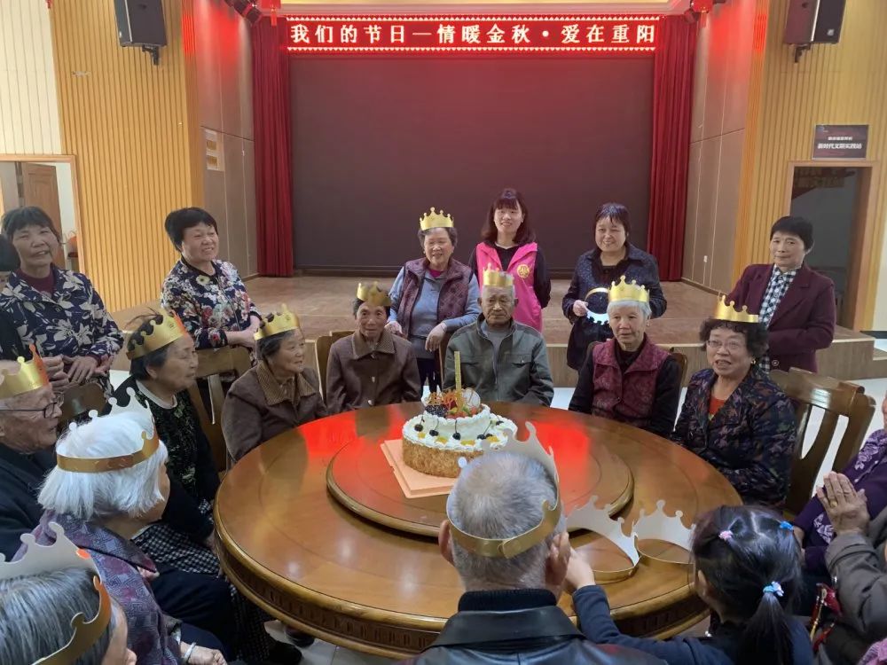 “情暖金秋·爱在重阳”大型联合公益义诊活动成功举行