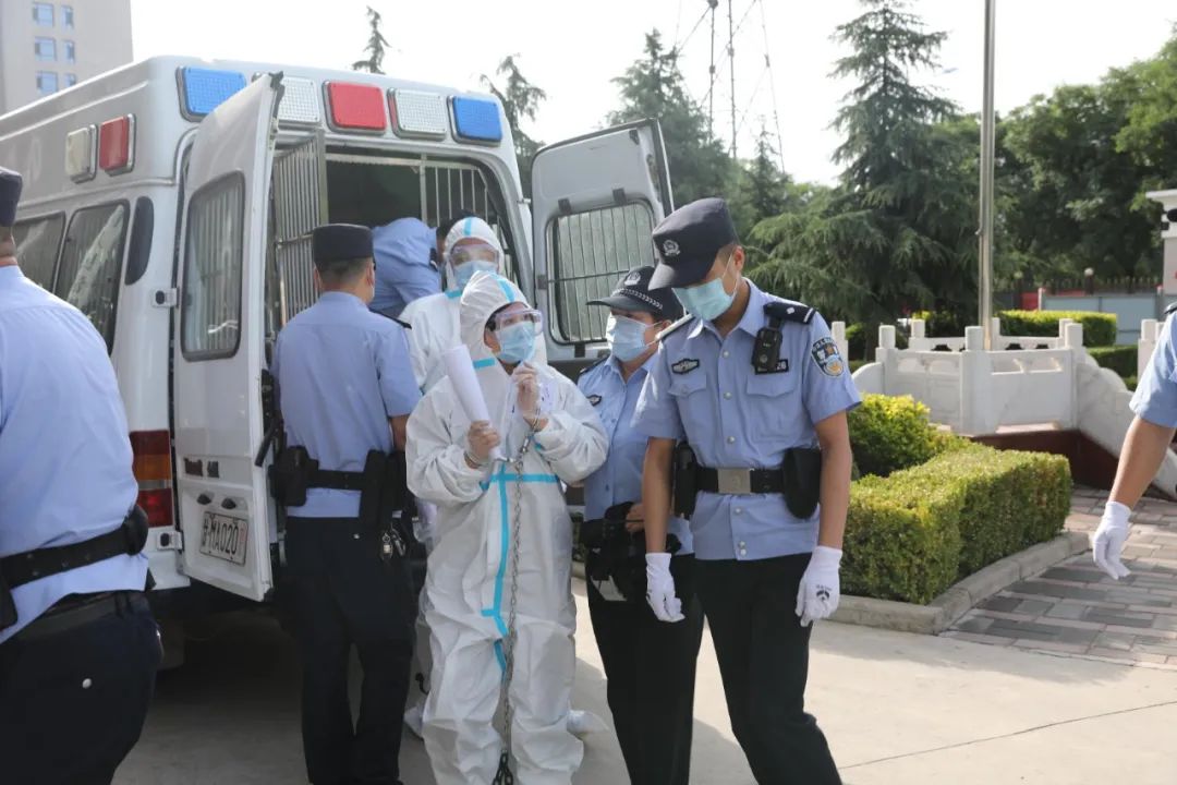警徽闪烁 坚定初心——记成都市公安局温江分局和盛派出所民警廖松涛