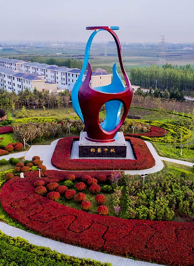 风采人生耀千秋——访中国知名雕塑书画大师刘忠