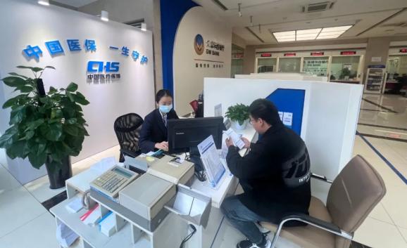 德阳科贸职业学院调研组到成都誉美医院调研交流