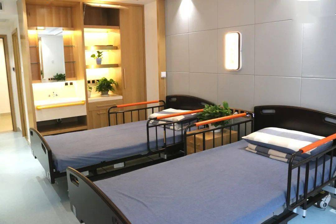 200万张床位！医养结合更好守护“夕阳红”