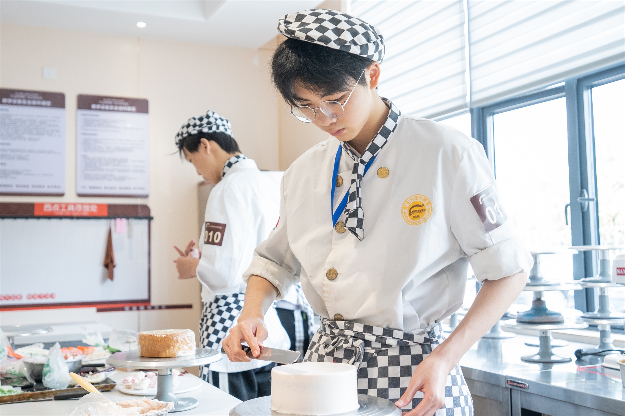 赛技能 展风采 促成长