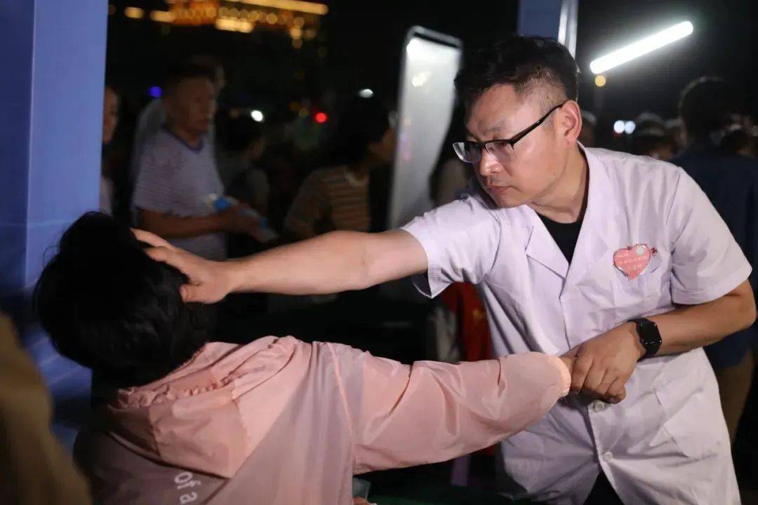 把脉问诊 沉浸体验