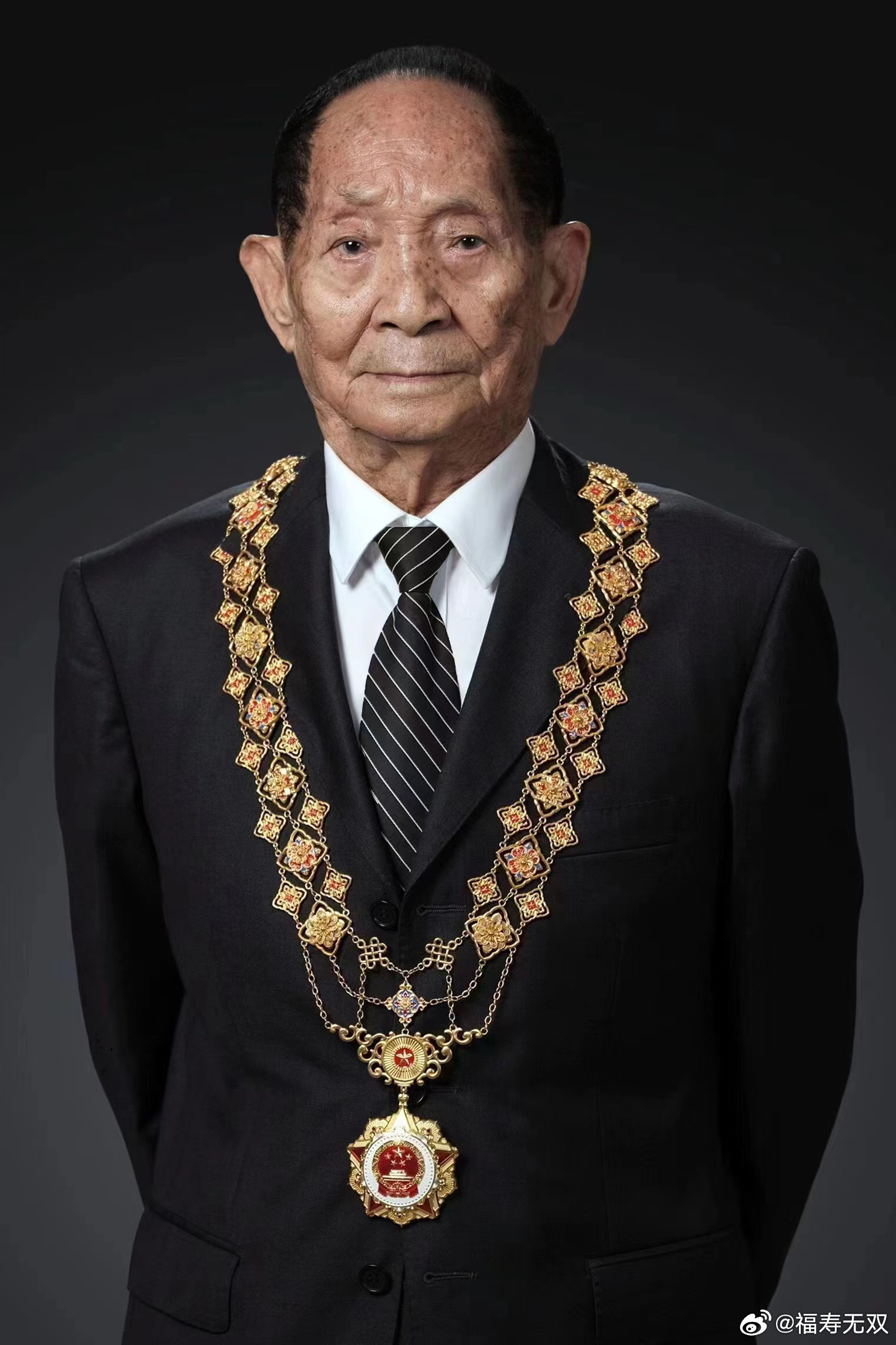 致敬：中国医师！ 点赞：华夏脊梁！