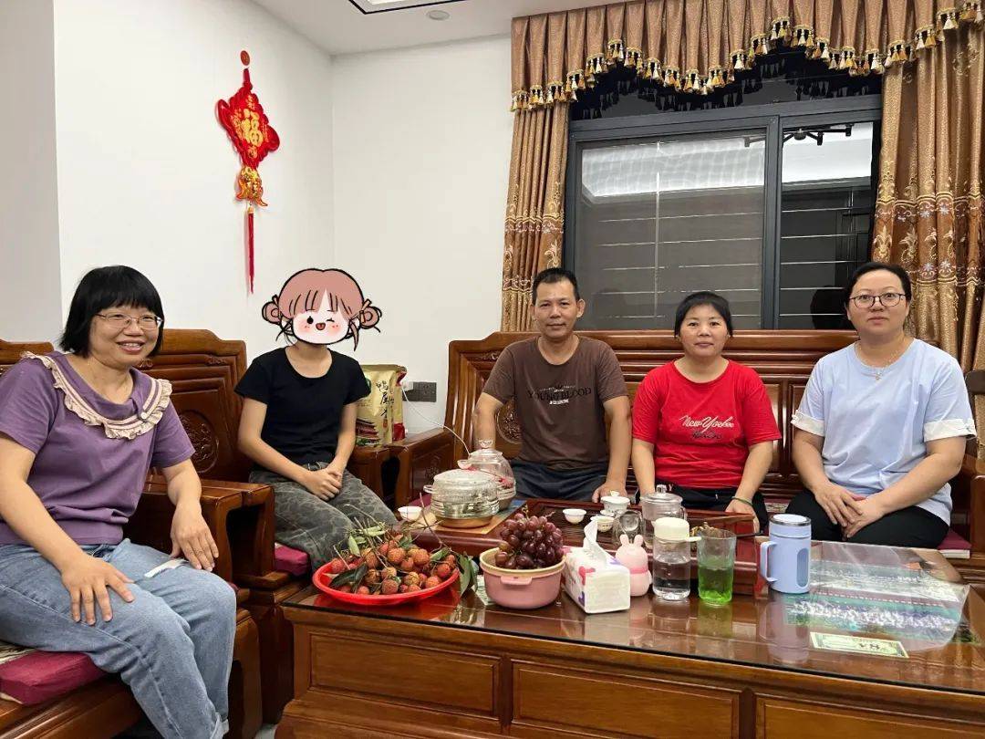 传递爱 寒冬暖——成都市新津区慈善会组织开展走访慰问活动