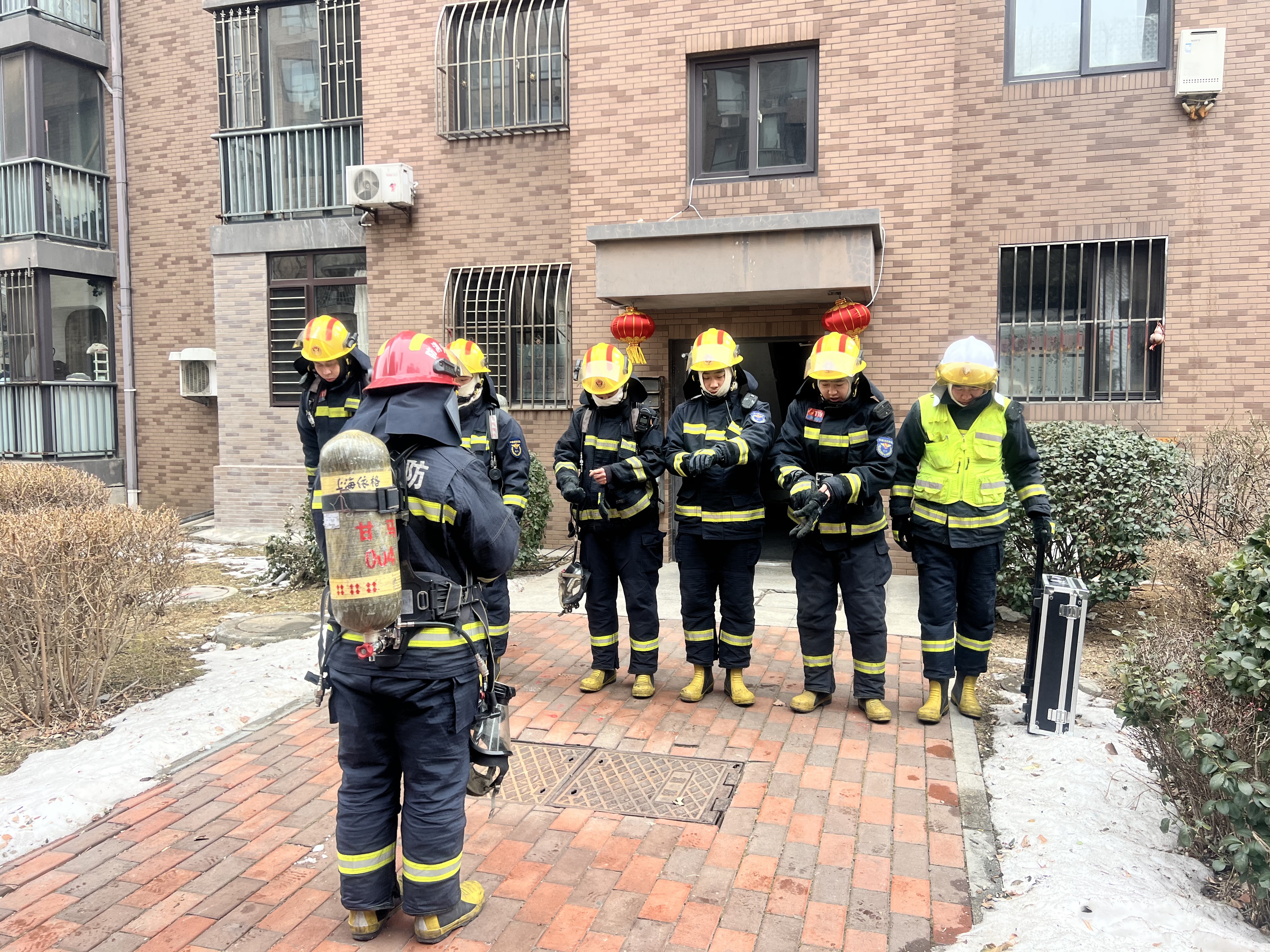 成都高新区桂溪街道和平社区开展消防应急疏散演练活动